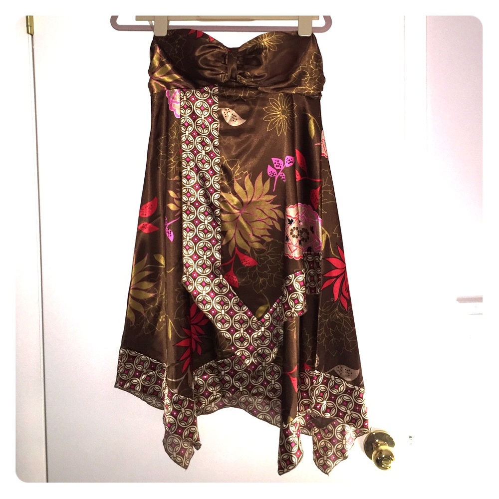 Elegant Brown Floral Strapless Dress